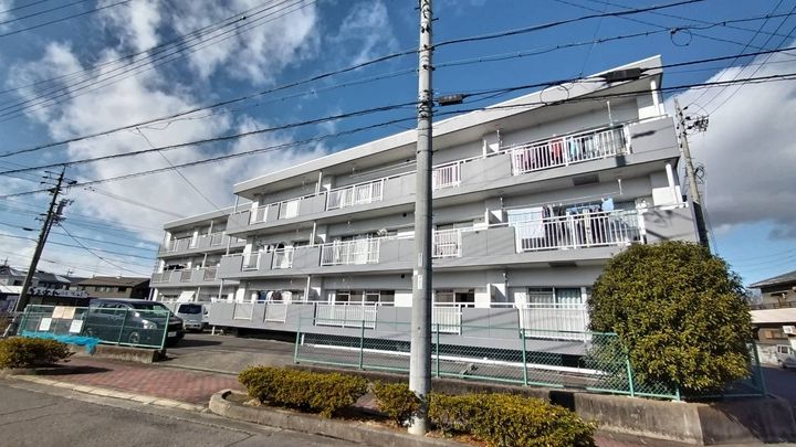 コーポエデンの外観