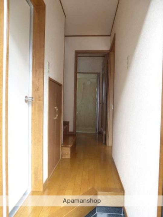 ツーペアーの玄関