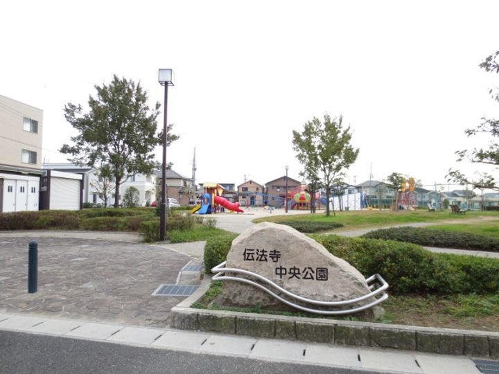 フレスクーラCの周辺
