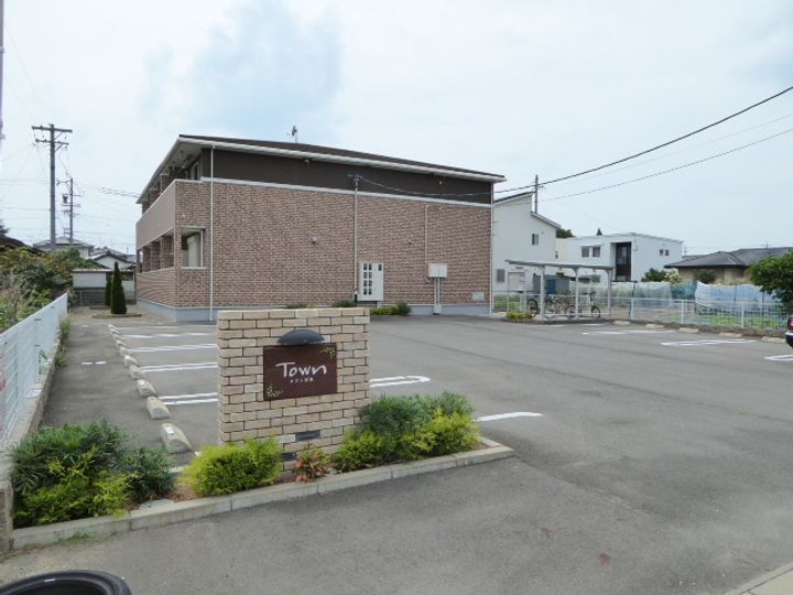 タウン宮東の外観