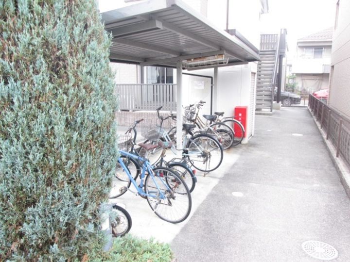 サン・イーストの内装