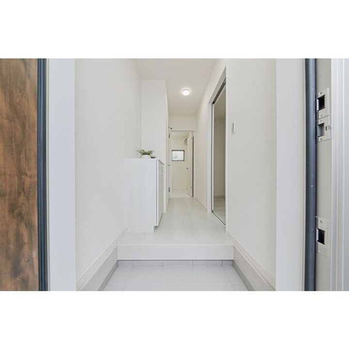 リーブルファイン一宮市乾町 1号棟の玄関