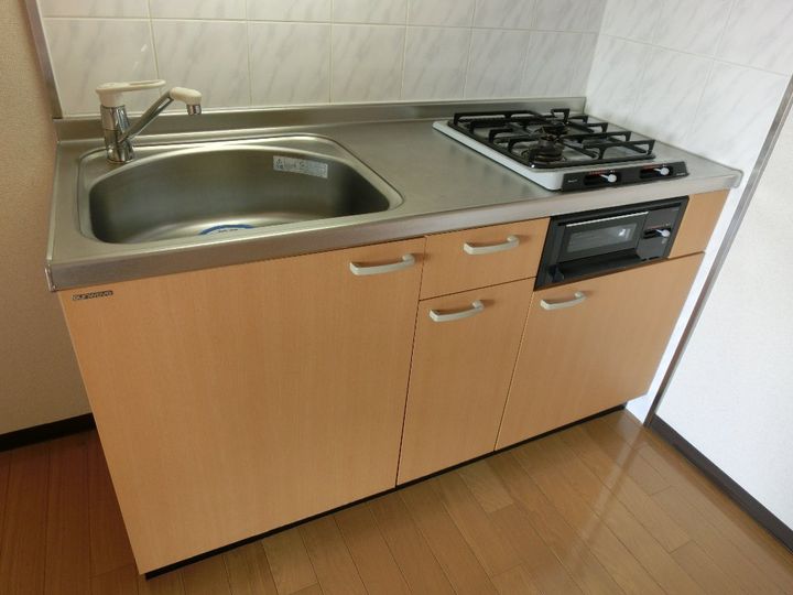 愛知県名古屋市北区三軒町の賃貸マンションのキッチン