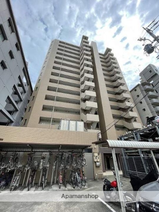 愛知県名古屋市北区若葉通1丁目の賃貸マンションの外観