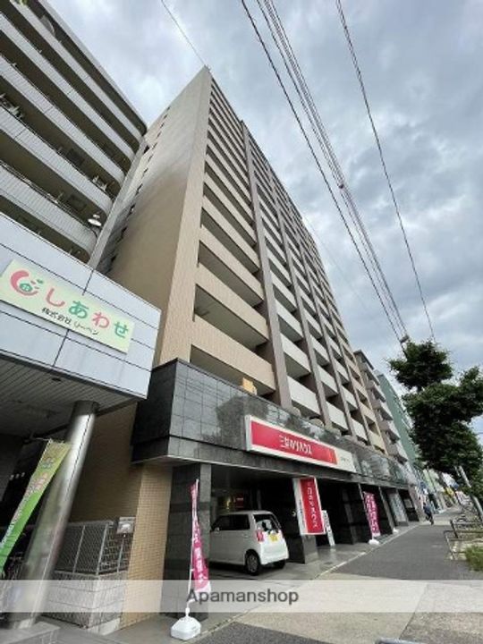 愛知県名古屋市北区若葉通1丁目の賃貸マンションの外観