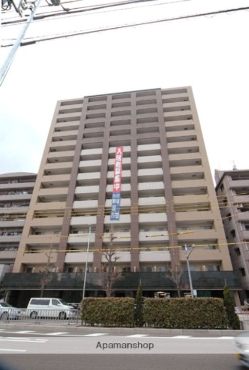 愛知県名古屋市北区若葉通1丁目の賃貸マンションの外観