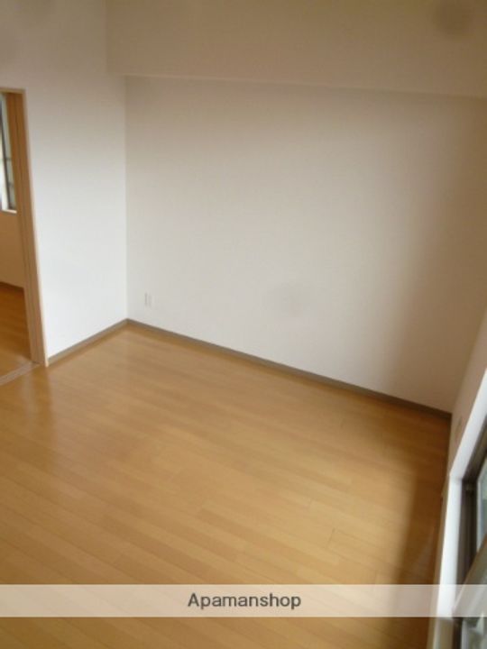 愛知県名古屋市北区若葉通1丁目の賃貸マンションの内装