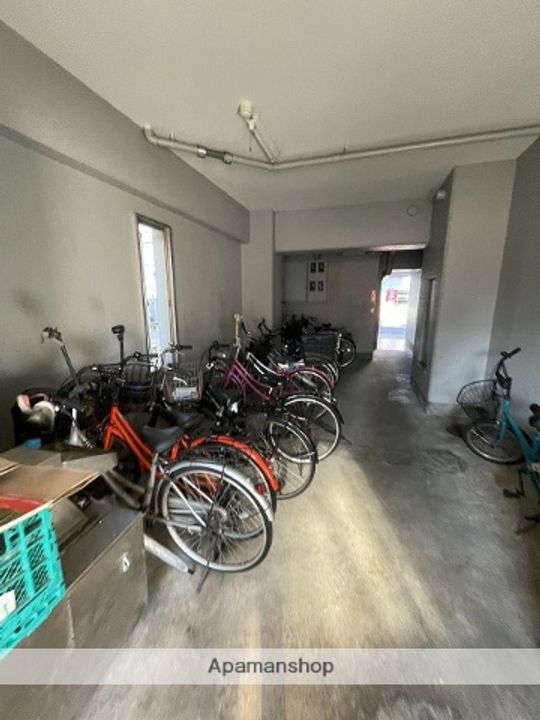 愛知県名古屋市北区平安1丁目の賃貸マンションの外観