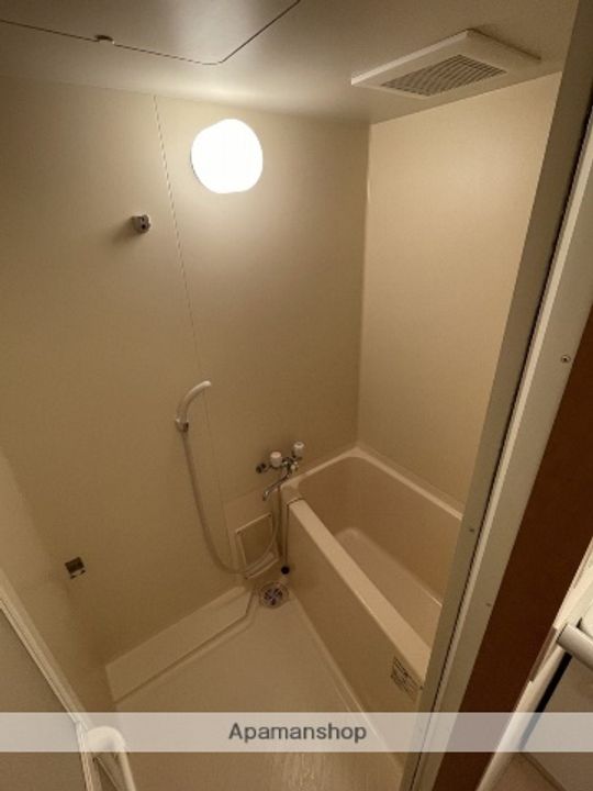 愛知県名古屋市北区田幡2丁目の賃貸マンションの風呂