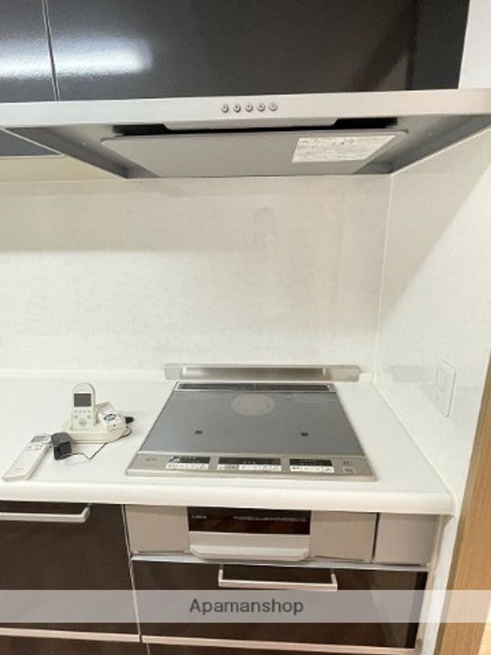 愛知県名古屋市東区出来町2丁目の賃貸マンションの内装