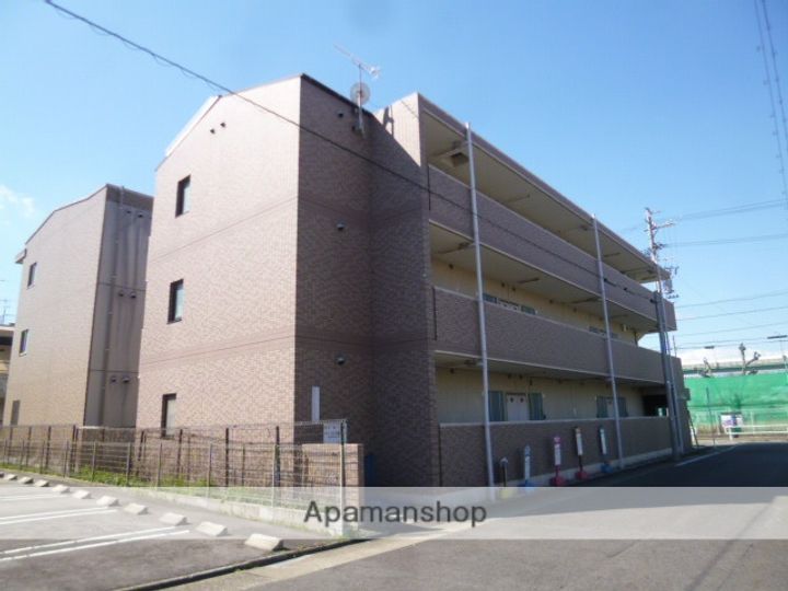 愛知県名古屋市北区志賀町2丁目の賃貸マンションの外観