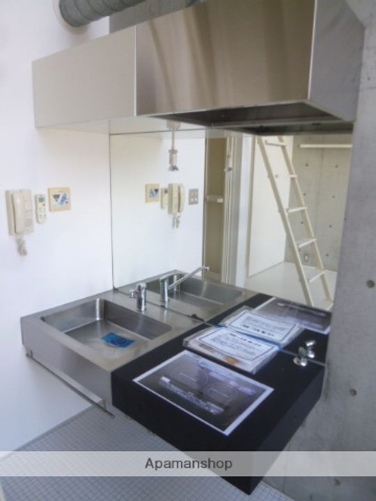 愛知県名古屋市北区東水切町3丁目の賃貸マンションのキッチン