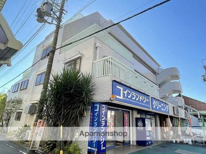 愛知県名古屋市北区下飯田町4丁目の賃貸マンションの外観