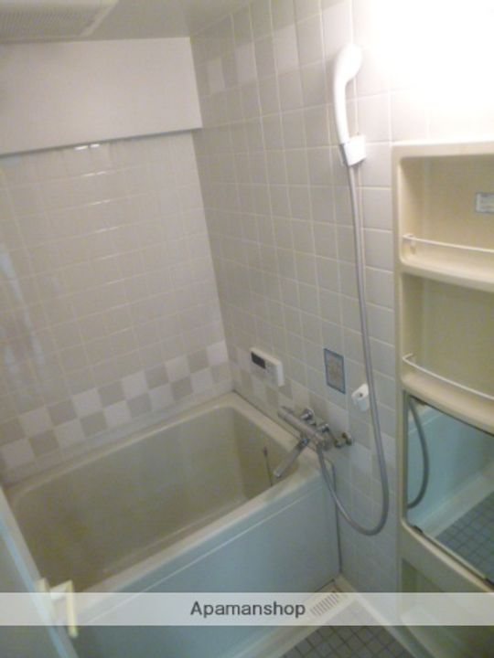 愛知県名古屋市北区中切町2丁目の賃貸マンションの風呂