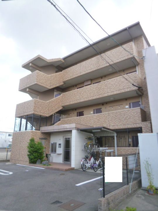愛知県名古屋市北区金城町3丁目の賃貸マンションの外観