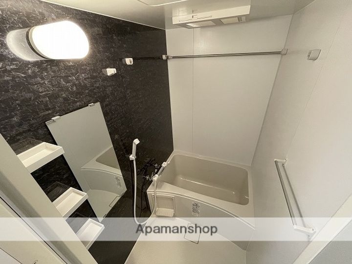 愛知県名古屋市北区大曽根3丁目の賃貸マンションの風呂