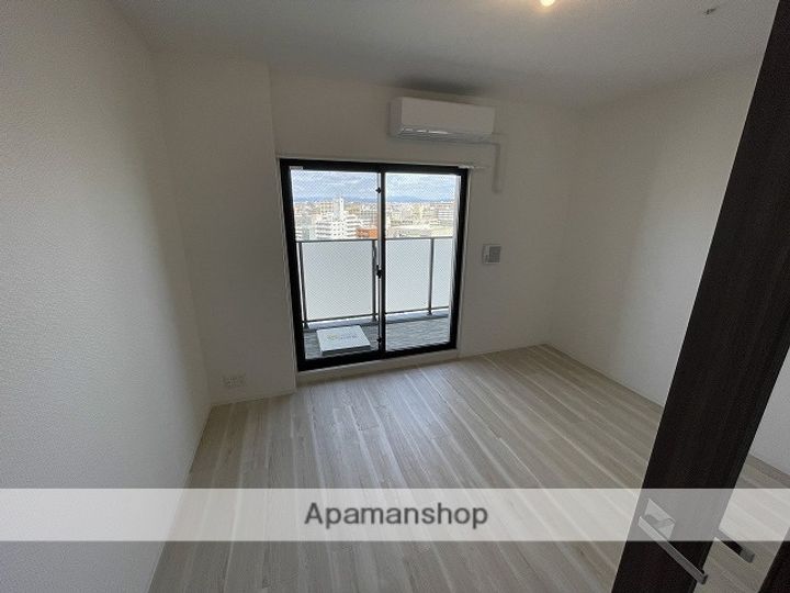 愛知県名古屋市北区大曽根3丁目の賃貸マンションの居間