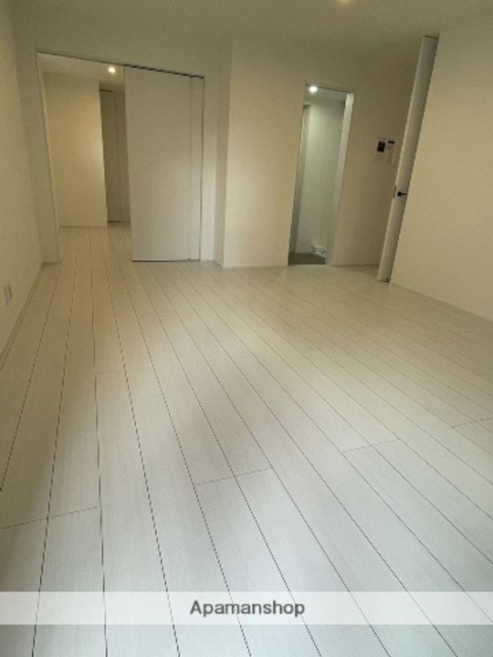 愛知県名古屋市北区大杉町1丁目の賃貸アパートの居間