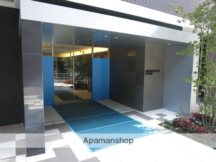 ブランシエスタ泉の外観