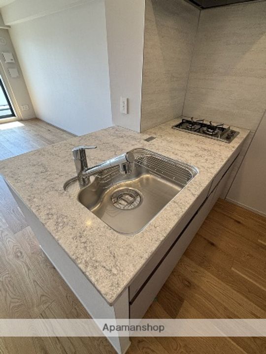 愛知県名古屋市西区那古野1丁目の賃貸マンションのキッチン