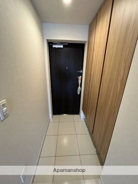 ALIVIS金山EAST「アリヴィスカナヤマイースト」の玄関