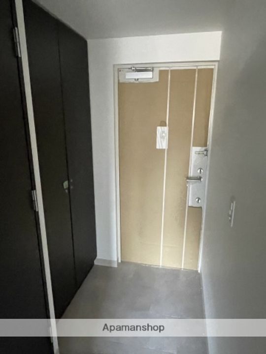 エステムコート名古屋ライブゲートの玄関