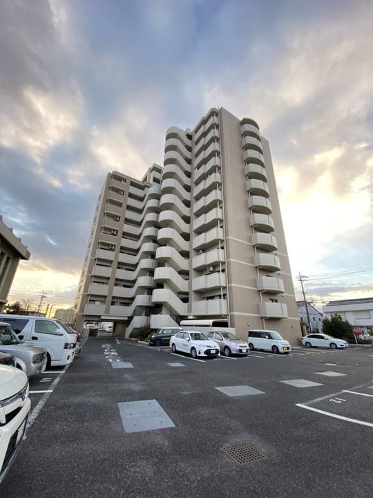 シャトー町屋シティービューヒルズの外観
