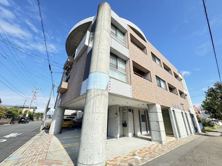 メゾンボヌールの外観