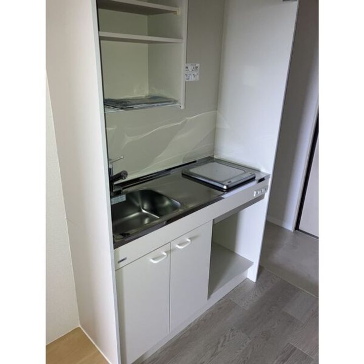 プリミエール八田のキッチン