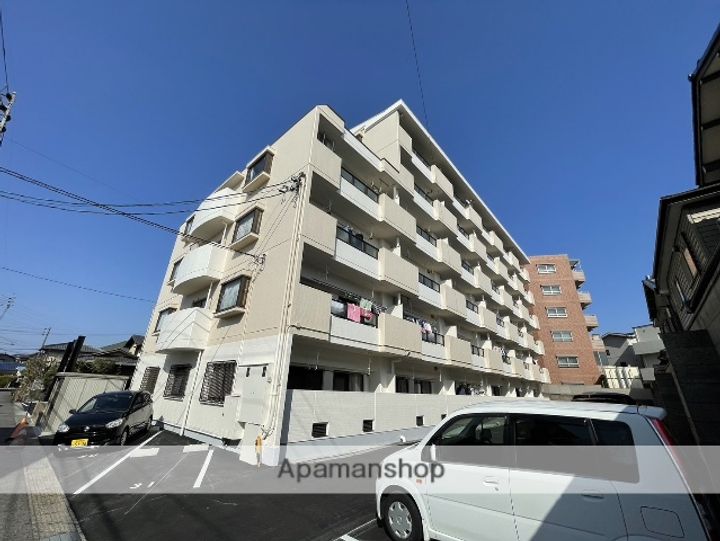 ウィンザーK&Yの外観