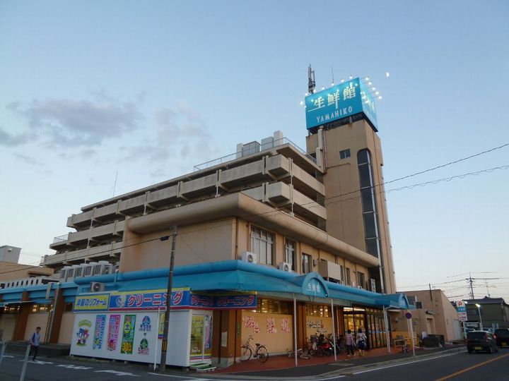 メゾンリヴェールの周辺