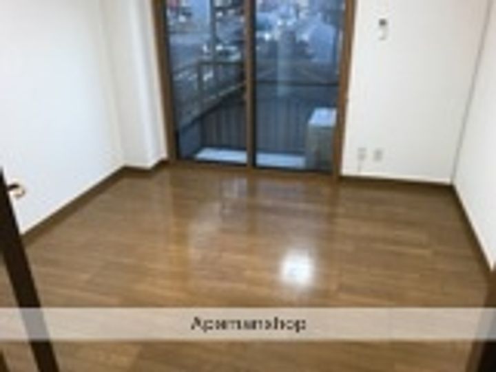 シャトーMTの居間