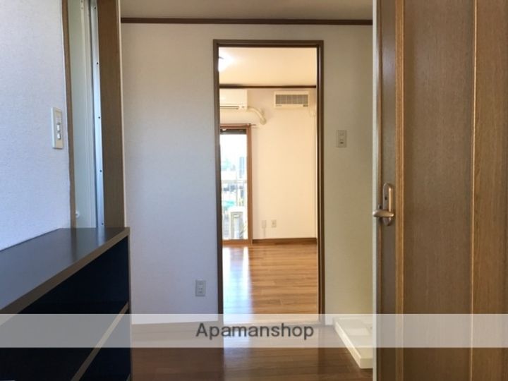 愛知県西春日井郡豊山町大字青山字江川の賃貸アパートの内装