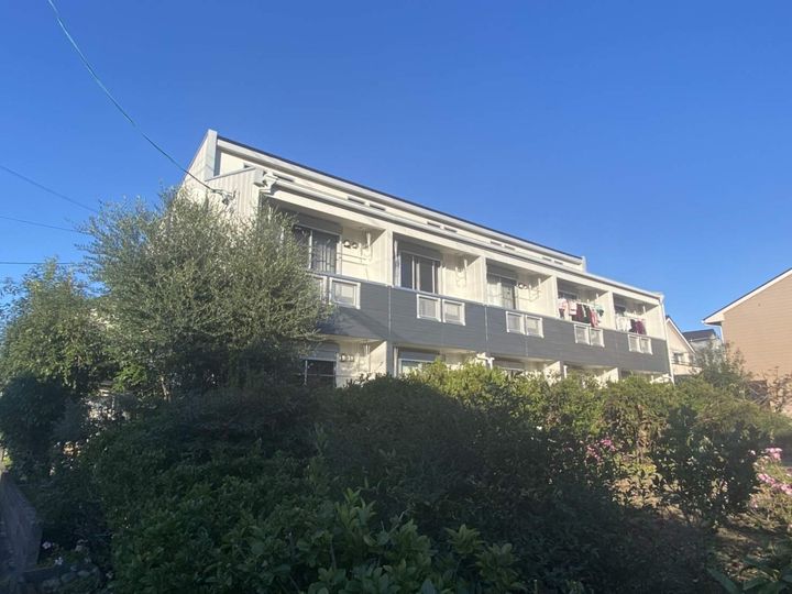 L’S COURTの外観