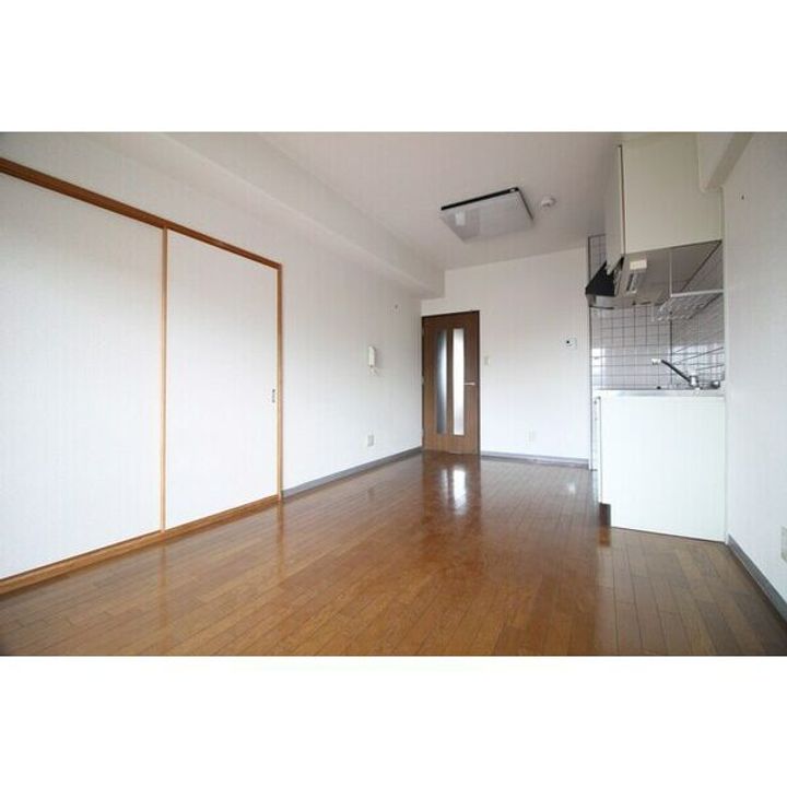 CHEZ−SOI Mの居間