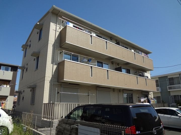 ル・クプルC棟の外観