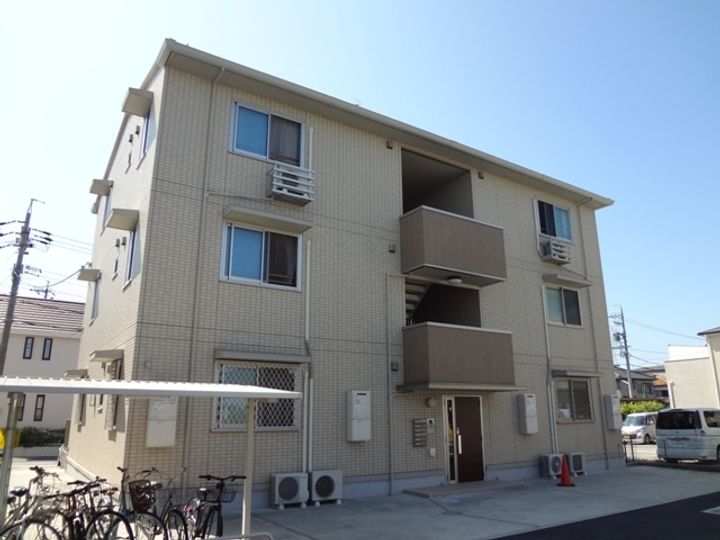 ル・クプルC棟の外観