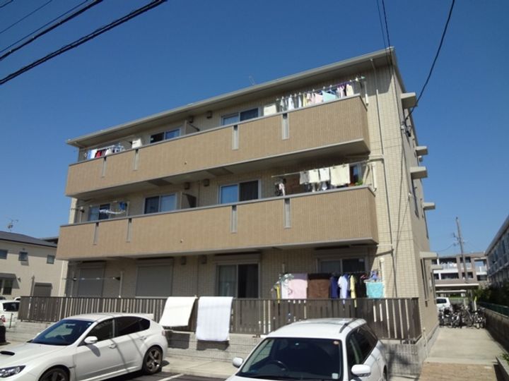 ル・クプルC棟の外観