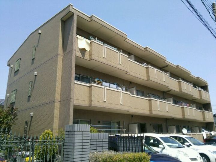 PREMIER YOUの外観