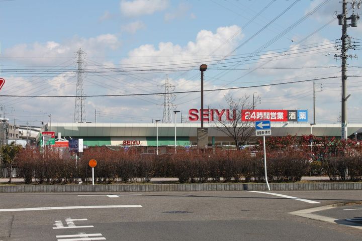 プリミエール長谷川の周辺