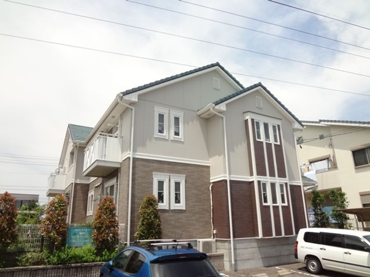 アドバンスの外観