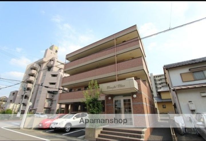 愛知県北名古屋市西之保宮前の賃貸マンションの外観