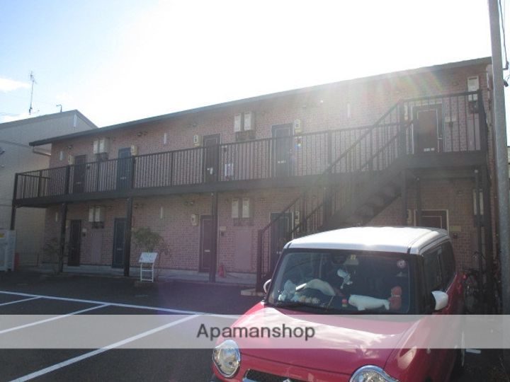 愛知県小牧市掛割町の賃貸アパートの外観