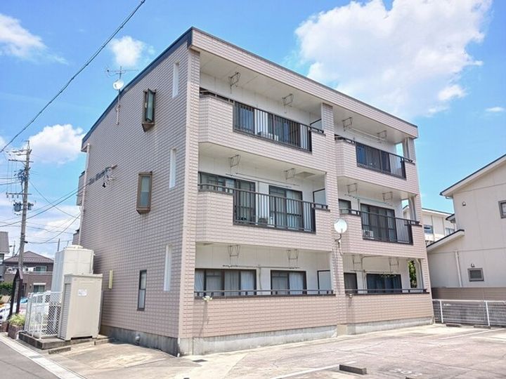 サンマリッチの外観