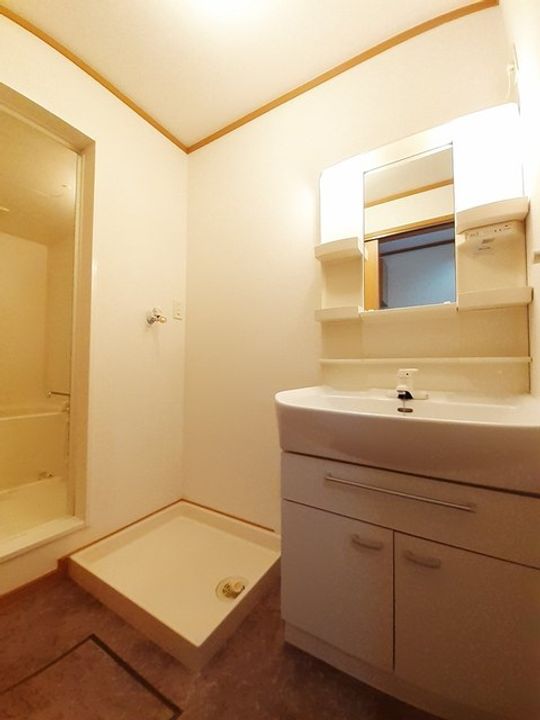 ゼファー徳重のその他画像