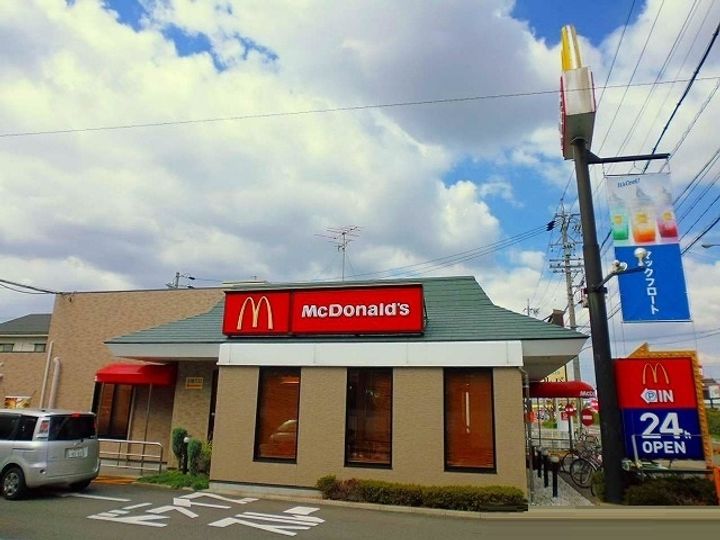 ゼファー徳重の周辺