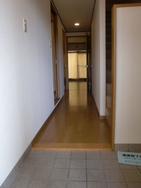 リオラードの玄関