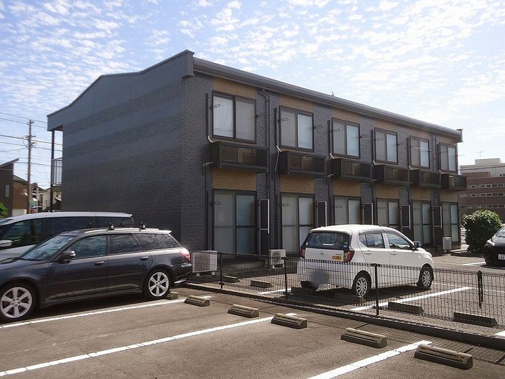 レオパレス大堀104の外観