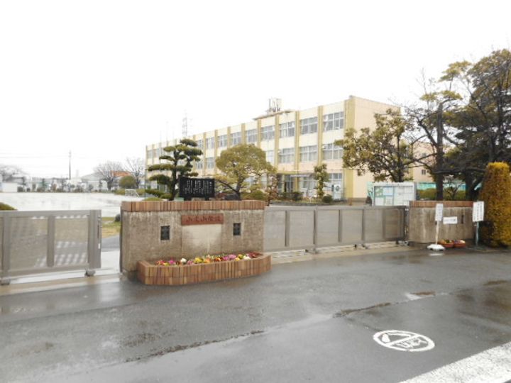 フレグラントAの周辺
