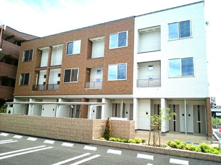 シルベーヌ豊山Ⅰの外観